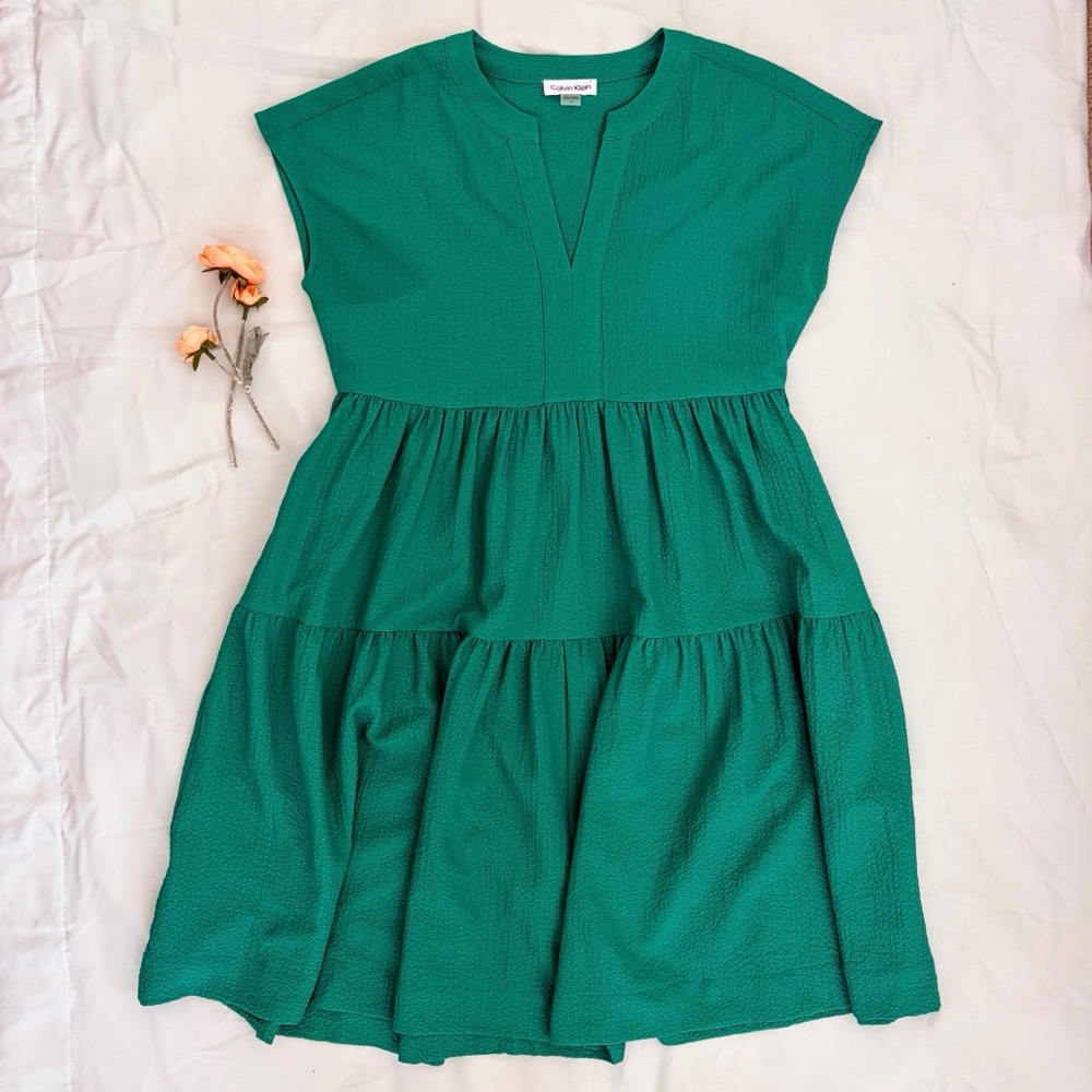 Calvin Klein Tiered Textured A-Line Dress Kelly Green Size 4 - with pockets